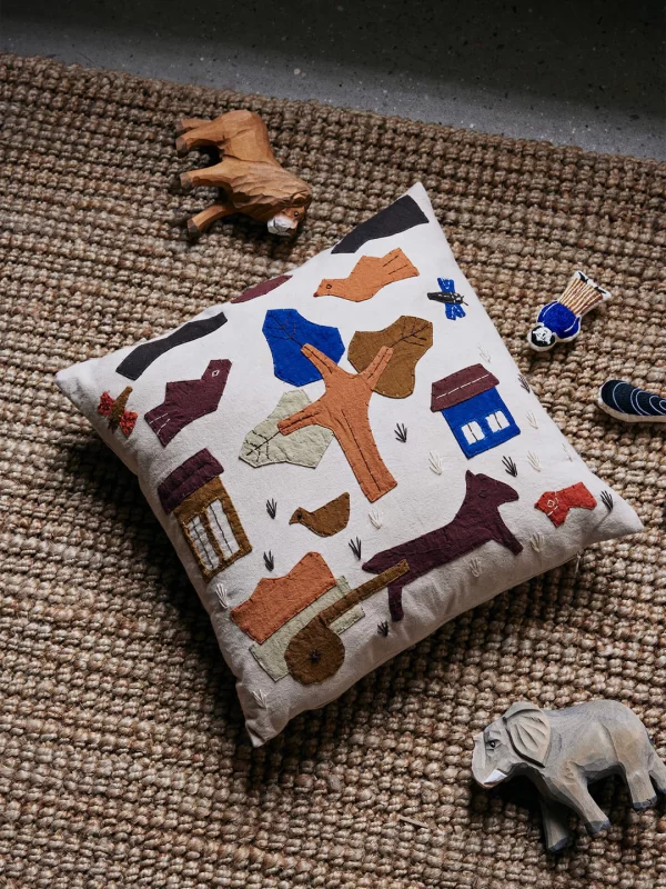 Village Cushion - Image 2